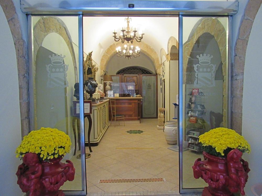 Hotel Akropolis - Museum Hotel Ταράντο Εξωτερικό φωτογραφία