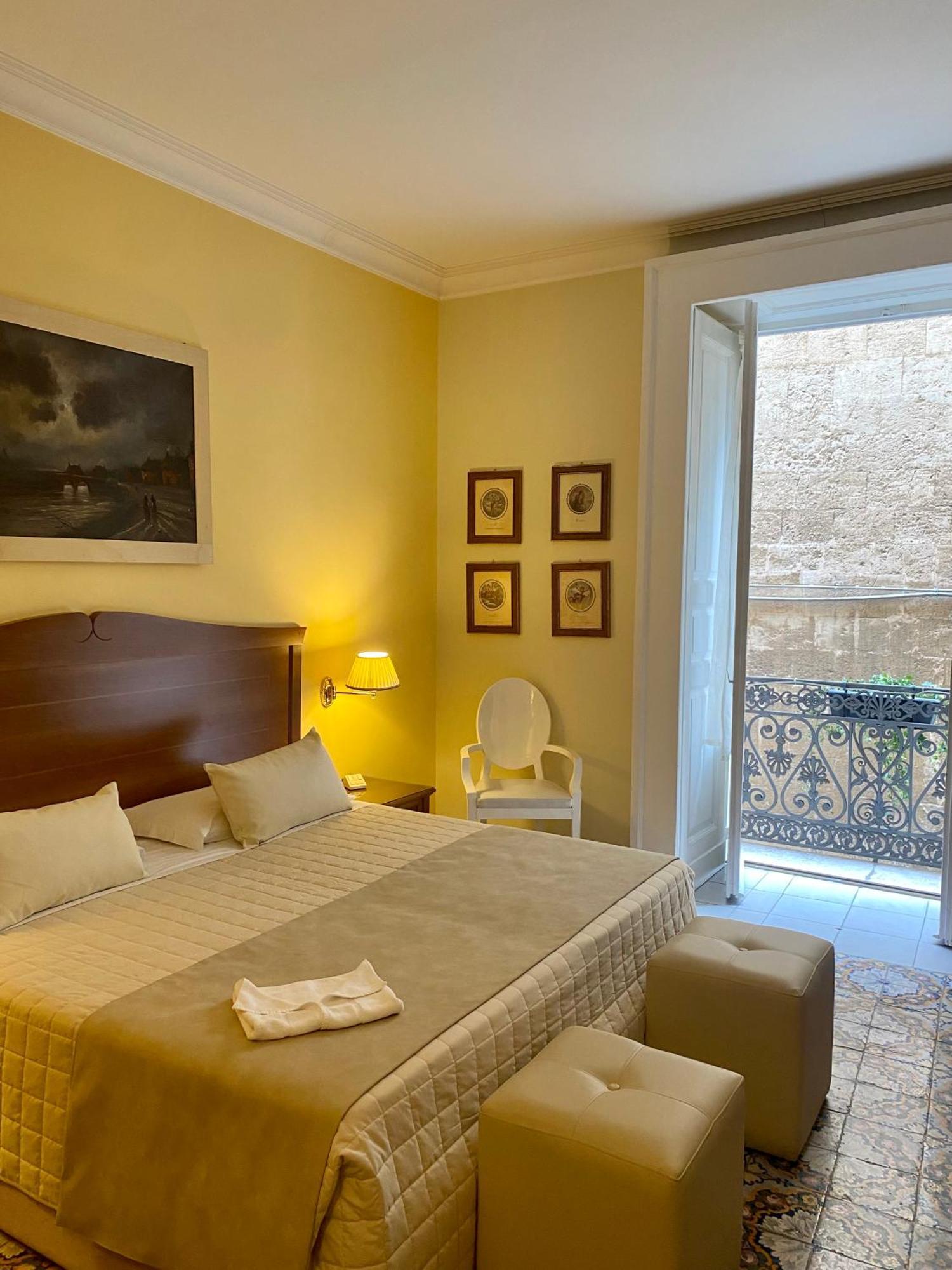 Hotel Akropolis - Museum Hotel Ταράντο Εξωτερικό φωτογραφία